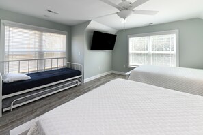 7 Schlafzimmer, Bügeleisen/Bügelbrett, Internetzugang