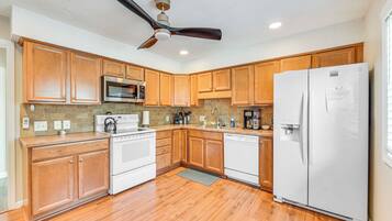 Nhà (3 Bedrooms) | Nội thất