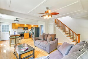 House (3 Bedrooms) | Interior