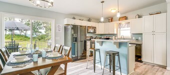 Comfortable Muncy Home w/ Serene Views!