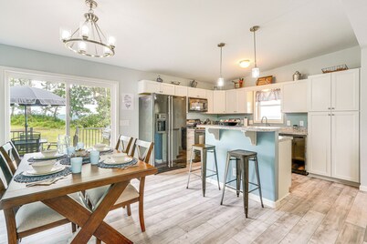 Comfortable Muncy Home w/ Serene Views!