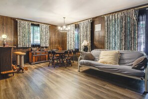 Nhà (3 Bedrooms) | Nội thất