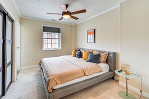 Apartment (2 Bedrooms) | Interior - Charming Apartment in Downtown Winston-salem! (Winston-Salem)