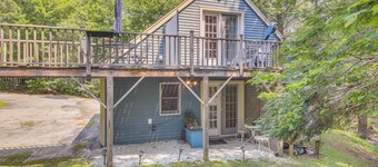 สตูดิโอแสนสบายในบูธเบย์ พร้อมชานบ้าน ~ ประมาณ 5 ไมล์ถึงท่าเรือ!