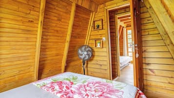 Chalet familiare, lanai, vista montagna | 2 camere, Wi-Fi gratuito