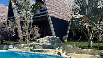 Utomhuspool