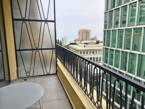 Terrace/patio - Citi Loft Furnished Apartments (Beirut)