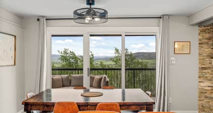 Best Views in the Valley~Near Skiing~Winter Shuttle