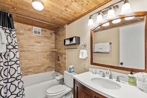 Towels - Best Views in the Valley~Near Skiing~Winter Shuttle (Steamboat Springs)
