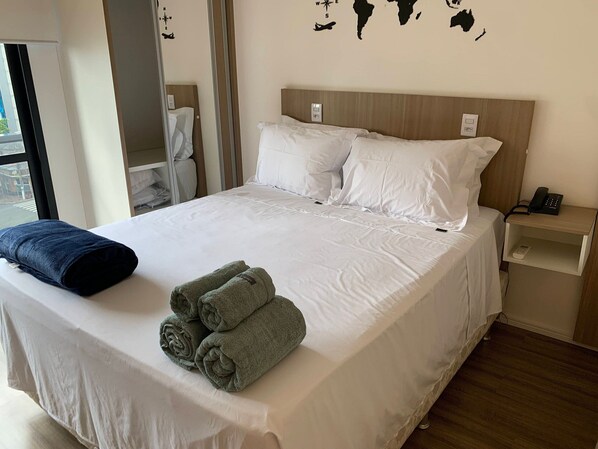 Apartment | Blackout curtains, iron/ironing board, free WiFi