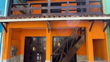 Fachada da propriedade