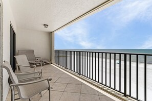 Condo, 3 quartos | Sacada