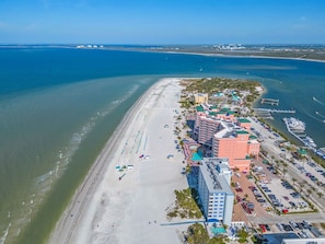 Condo, 2 habitaciones | Playa | En la playa 