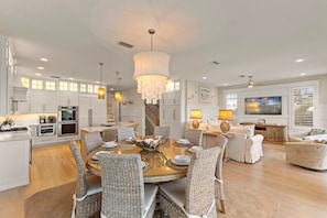 Private kitchen - Seaside Haven 4 Bedroom Home by RedAwning (Holmes Beach)