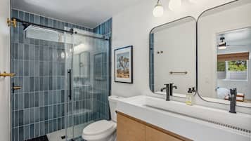 House, 3 Bedrooms | Bathroom | Towels