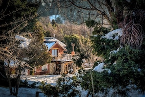 Front of property - Equs Posada de Campo (San Carlos de Bariloche)
