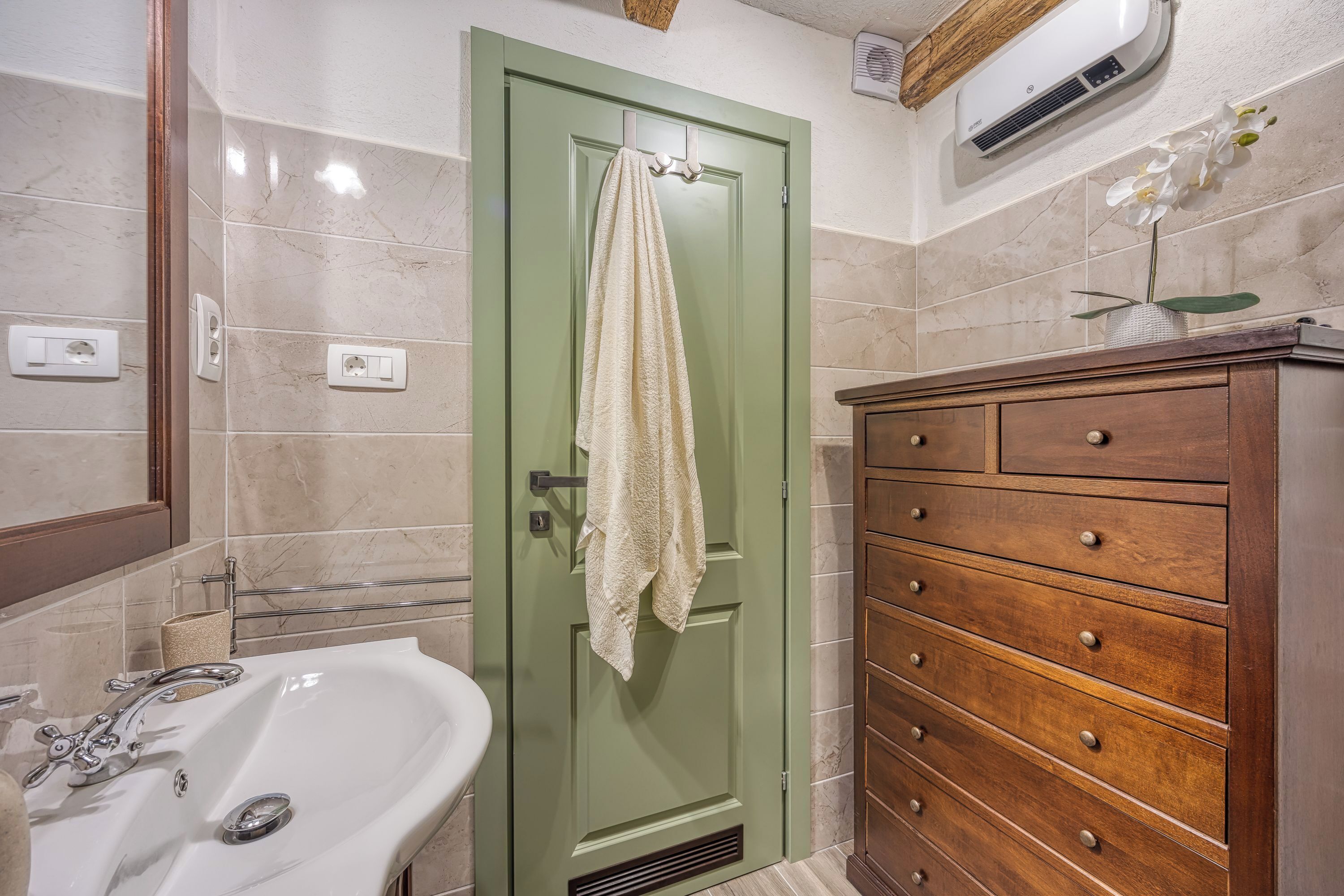 Standard House, Multiple Bedrooms (Istrian Hideaway Anton) | Bathroom | Shower, towels, soap, shampoo
