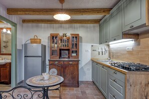 Réfrigérateur, plaque de cuisson