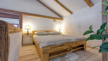 Standard House, 1 Bedroom (Istrian Hideaway Anton) | 1 bedroom, laptop workspace, bed sheets
