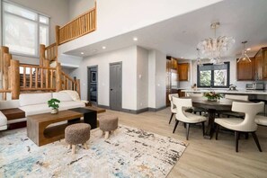 TV, fireplace, offices