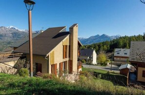 Exterior - Chalet à la Montagne (Laye)
