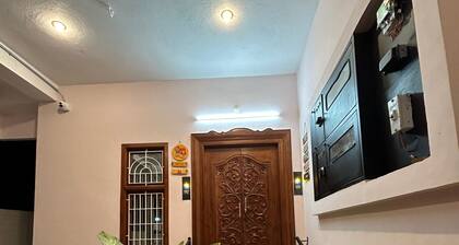 Spacious 5-bedroom house in charming Puducherry with AC, WiFi