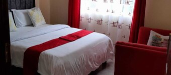 Lux Suites Zion Apartments Homabay