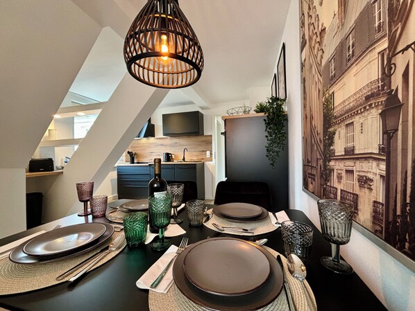 Dining - AR Apartments I Art Apartment 4 Pers. Zentrum (Rudolstadt)