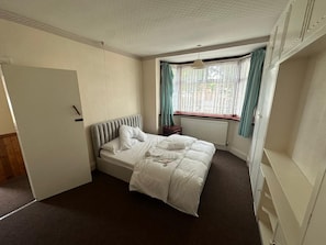 Maison | 3 chambres, fer et planche à repasser, Wi-Fi gratuit, draps fournis