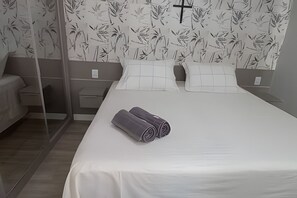 In-room safe, iron/ironing board, free WiFi - Get a Flat 805 Região Jardins SP (São Paulo)