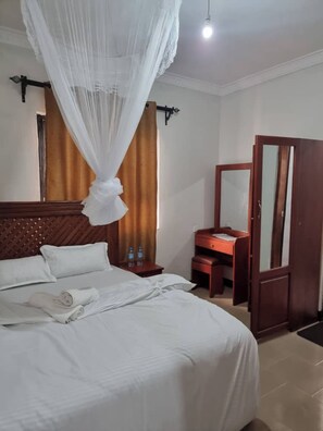 Standard Double or Twin Room | Individually decorated, individually furnished, desk, laptop workspace - Voyage Camp Safari Lodge (Arusha)