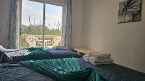 Villa | 4 bedrooms - 124 PRO 1 - Stay Villa Prince (Paralimni)