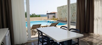 Private Pool Garden Villa- All Rooms w AC