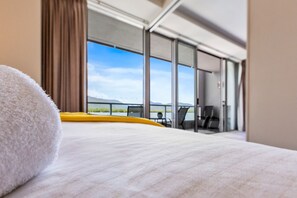 Appartement | 1 chambre, bureau, fer et planche à repasser