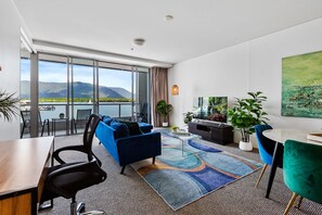 Appartement | 1 chambre, bureau, fer et planche à repasser