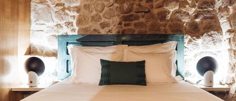 1 bedroom, iron/ironing board, Internet