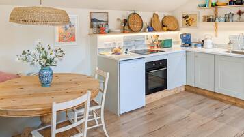 Dishwasher, highchair