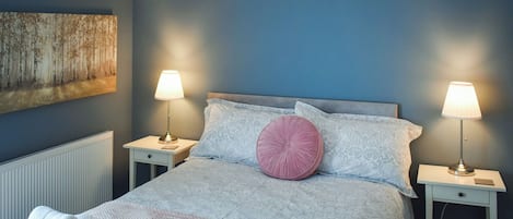 1 bedroom, free WiFi, bed sheets