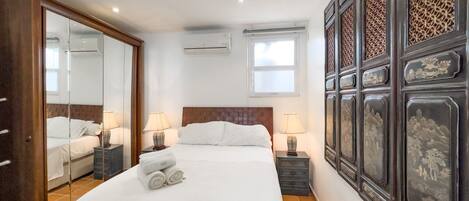 Apartment | 2 bedrooms, iron/ironing board, free WiFi