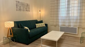 Living area - cocon du moulin (Niza)