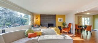 Medford Vacation Rental w/ En-Suite Bathrooms!