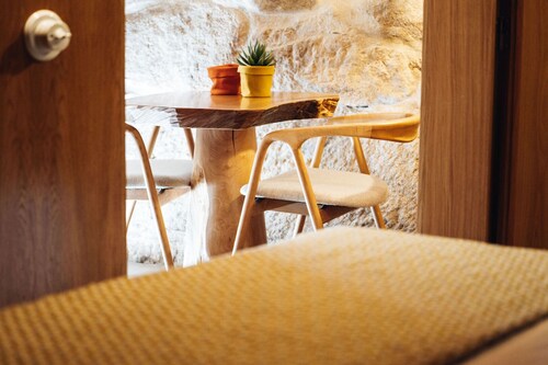 A cosy one-bedroom accommodation unit with 24 m2