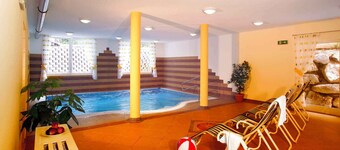 Holiday apartment with sauna and indoor pool