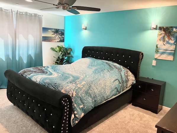 4 bedrooms, desk, iron/ironing board, free WiFi