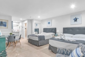 1 bedroom, desk, WiFi