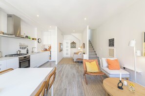 Téléviseur à écran plat de 50 po avec télévision par câble