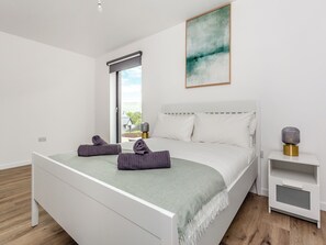 3 chambres, Wi-Fi gratuit, draps fournis