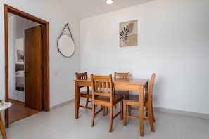 Apartment | Tempat makan