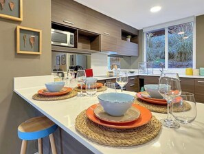 Dining - Great location and Jacuzzi, 5-star service
 (Puerto Varas)