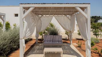 Chambre Confort | Terrasse/Patio